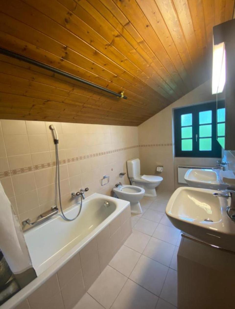 Bellavista Cureglia Bed & Breakfast エクステリア 写真